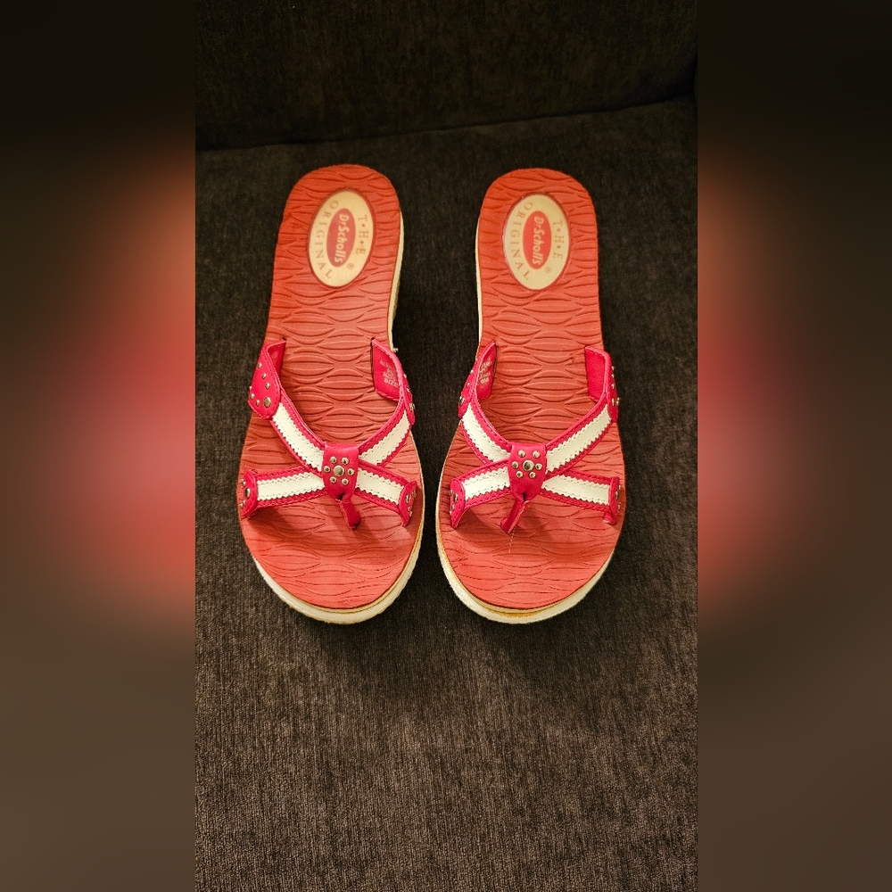 Dr. Scholl's Nirvana Wedges Size 6